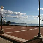 ホテル Golfo フォッローニカ